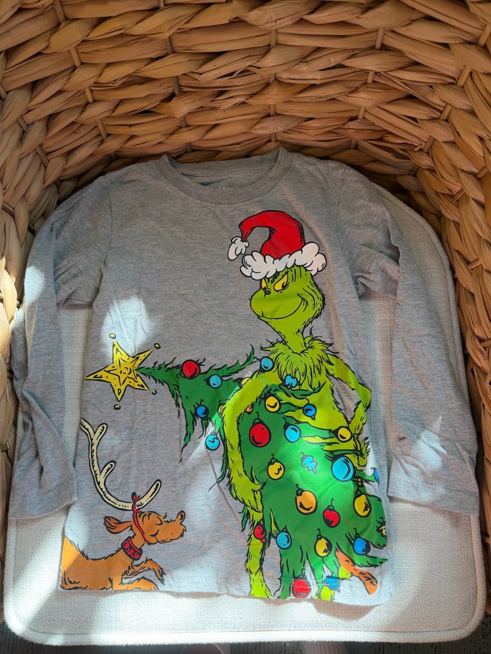 Kid Dr. Seuss’ The Grinch™ Christmas Tee, 6